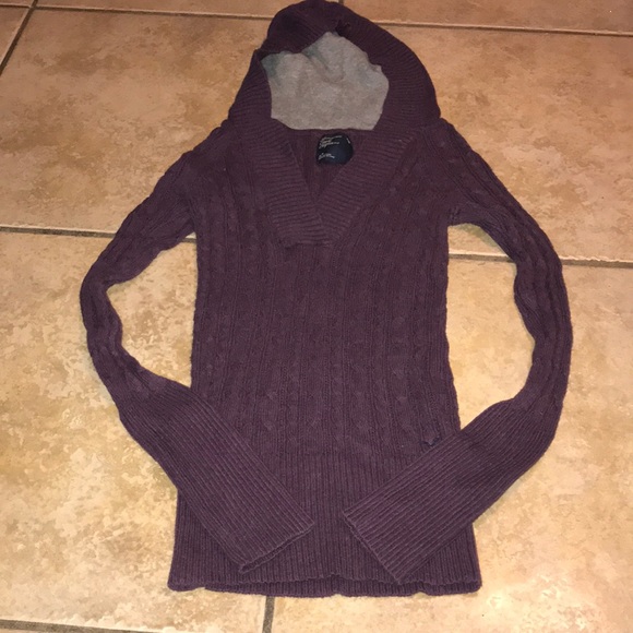 American Eagle Outfitters Sweaters - American Eagle Sweater With Hood Size Small